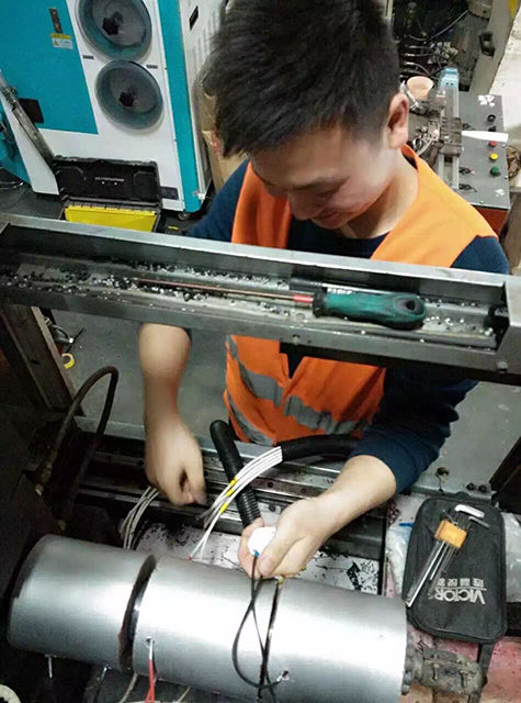 注塑机电磁加热施工案例